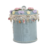 1/1 delicate florals vintage sewing box