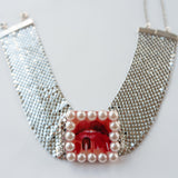 1/1 disco kiss choker - fashion show