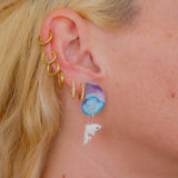 1/1 between the waves dangles