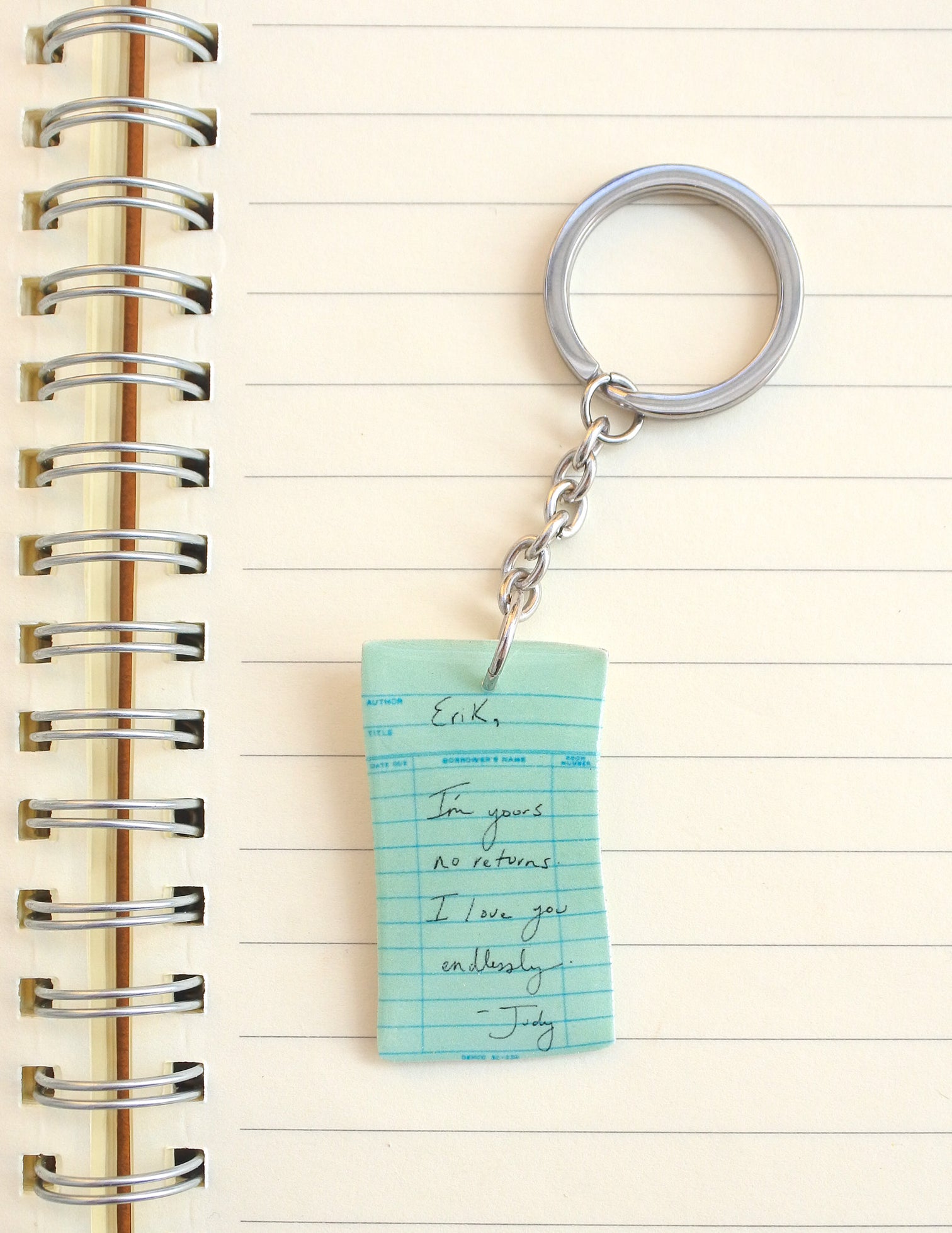 write your own ~ between the lines keychain – Haricot Vert