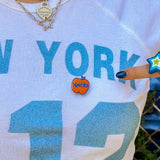 knicks lapel pin